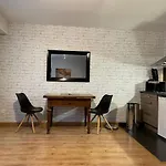 Adorable Studio Avec Un Parking Prive